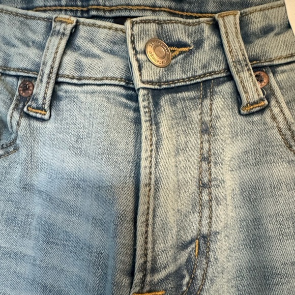 Aeropostale Men’s Light Wash Slim Premium Max Stretch Jean - Picture 8 of 10